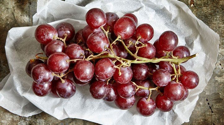 Health Benefits of Candy Heart Grapes Explained