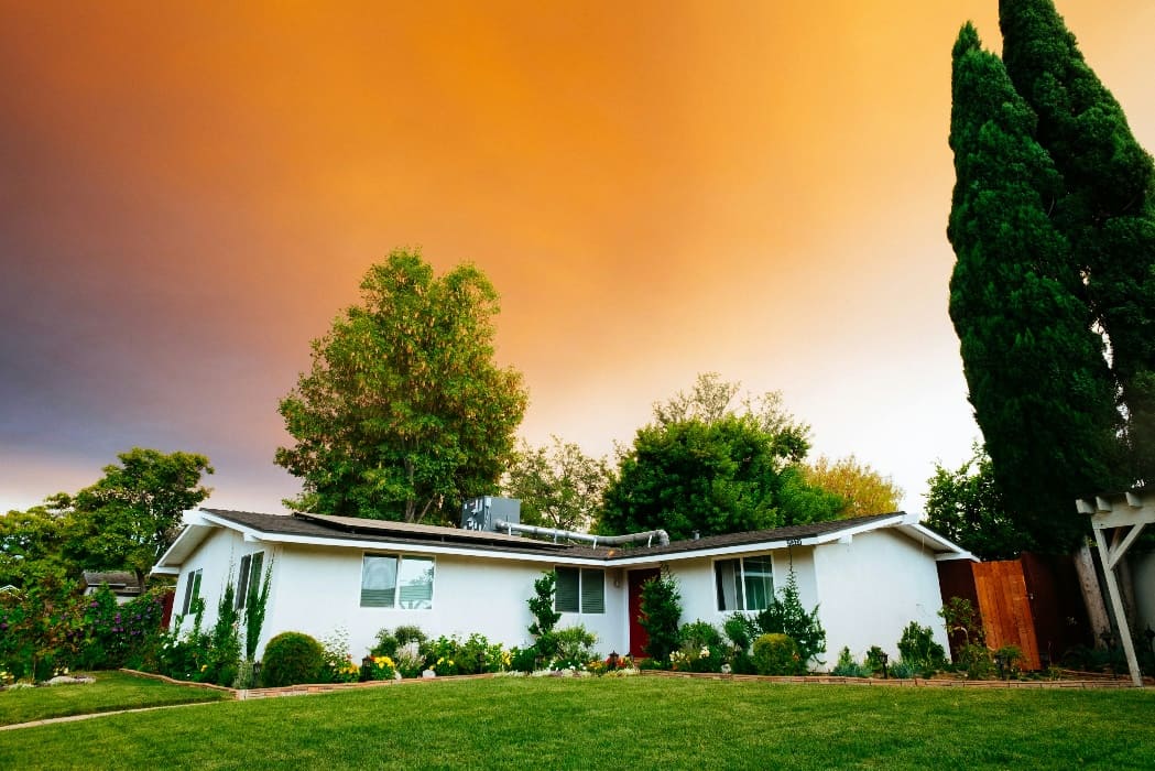 Signs Your Home Needs Exterior Maintenance: What to Look For